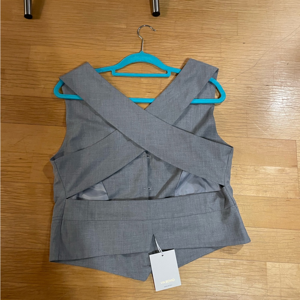 Via Bovio NEW Gray Cross-Back Vest